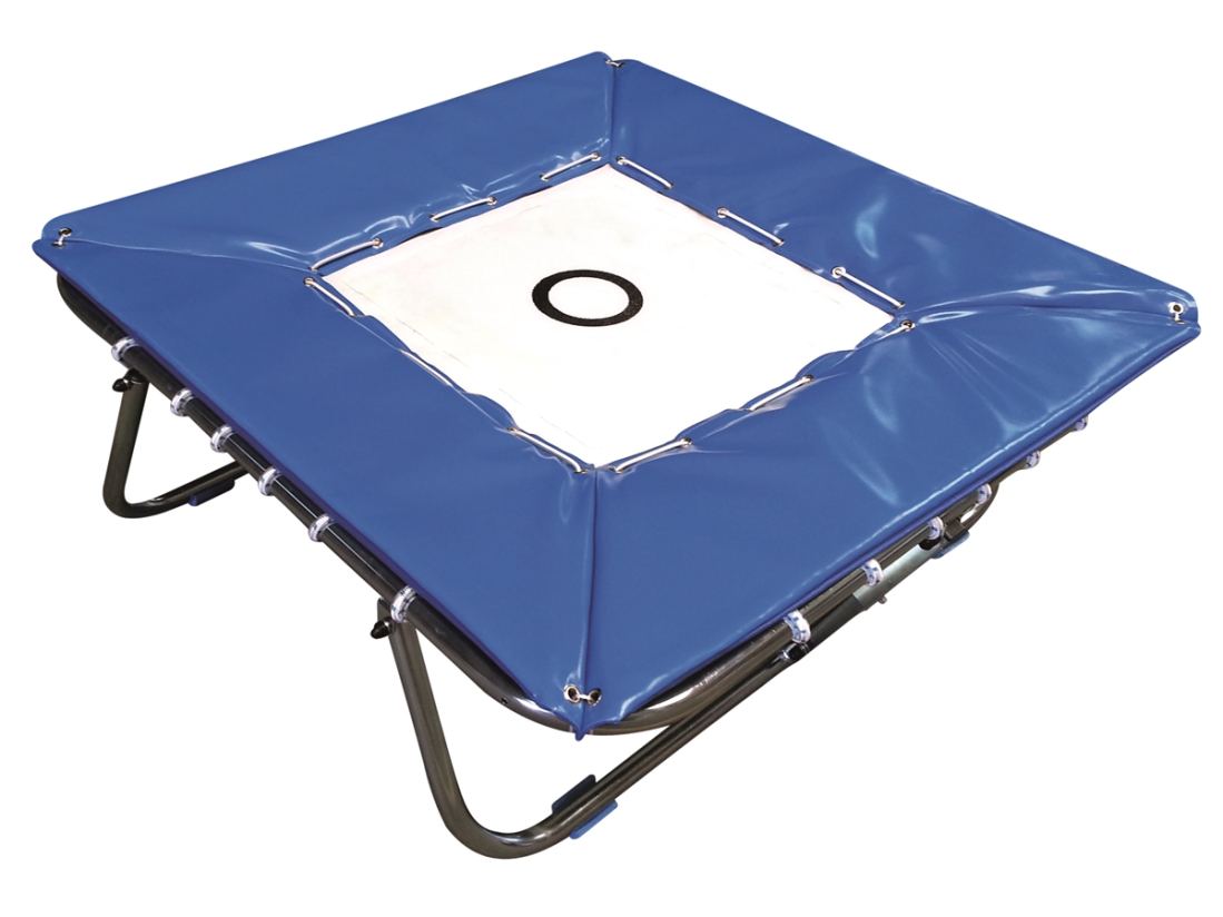 Mini-trampoline met sandows