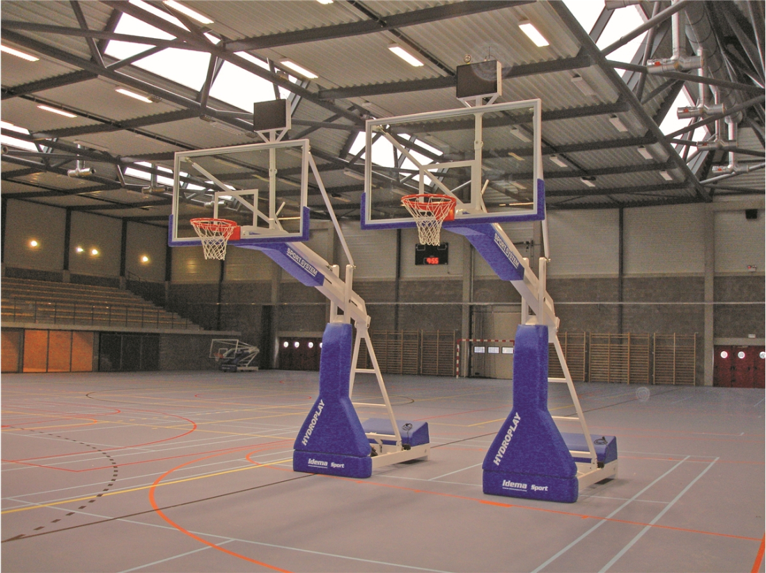 Mobiel basketbaldoel met overhang 225cm